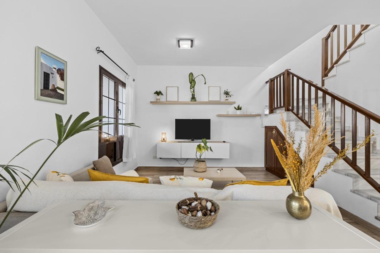 Casahost Casa Ahul Family Time Villa Costa Teguise Bagian luar foto